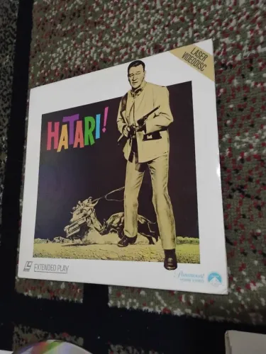 Vídeo Disc Laser Hatari ! ( Duplo)