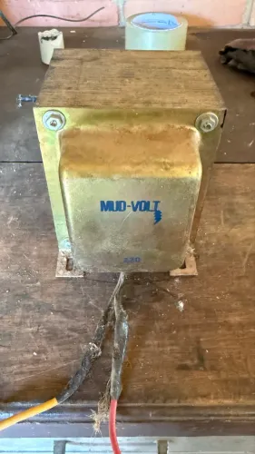 Auto Transformador bivolt 220v 110v 2000va transfer