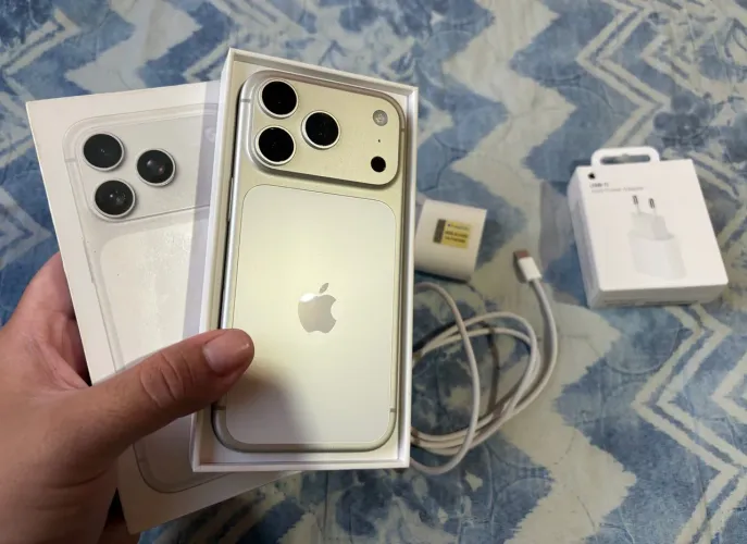 iPhone 17 pro silver completo com NF, garantia Apple V/T leia