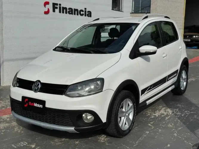 Volkswagen Crossfox 1.6 MI Total Flex 8V 5P 2011