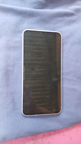 Vende-se um celular A56 com 256gb com a tela queimada .....