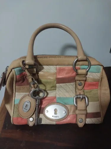 Bolsa Fossil em couro