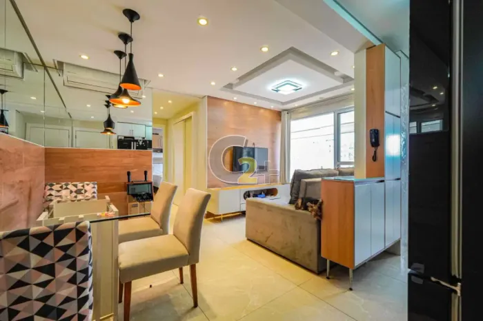Apartamento mobiliado à venda na Vila Mariana com 2 quartos, 1 suíte e 2 vagas