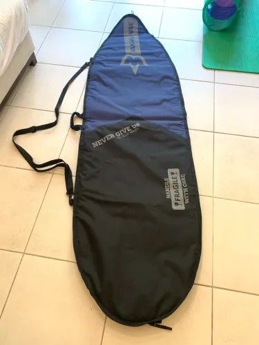 Capa de Surf Banana Wax 6.7 nova