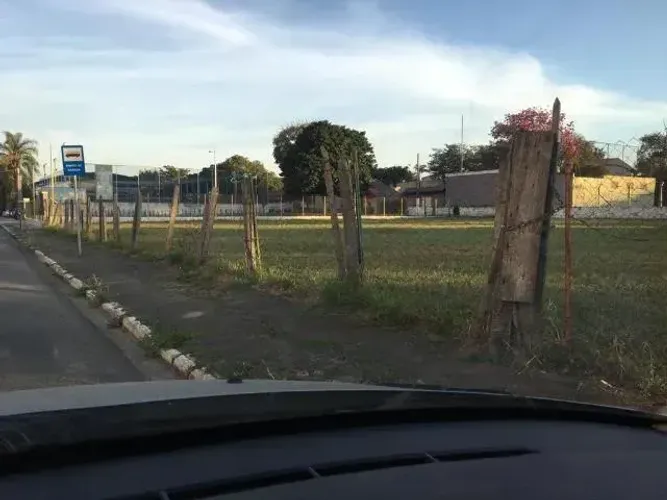 Terreno de 3.172,92 m², bem localizado, ótima opção de investimento, próximo ao Taubaté Sh