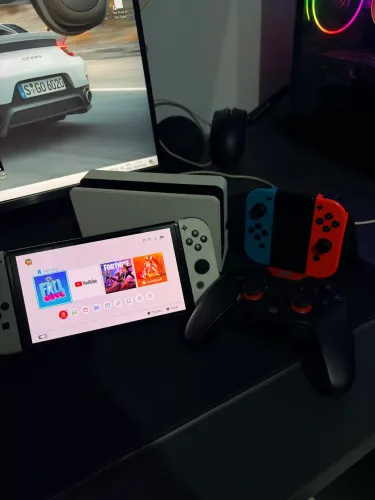 Nintendo Switch Oled 64Gb + 128Gb Sd