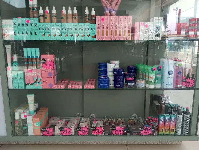Vendo estoque de maquiagem e skincare