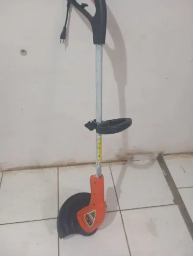 Cortador de grama