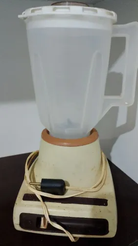 Liquidificador antigo Wallita