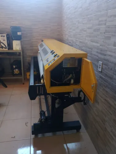 PLOTTER DE IMPRESSÃO 180CM - VUSE SEMI NOVA