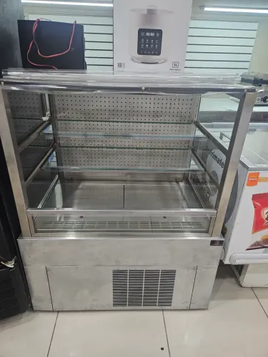Geladeira expositor vitrini aberto