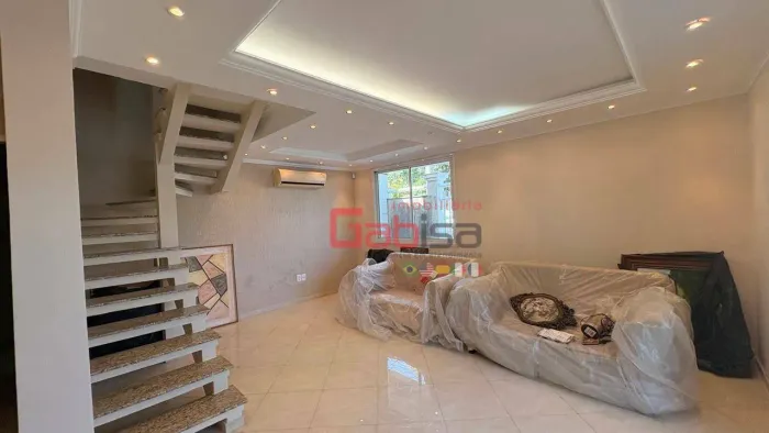 Casa com 3 dormitórios à venda, 114 m² por R$ 954.000,00 - Vila Blanche - Cabo Frio/RJ