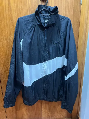 Jaqueta Nike Big Swoosh