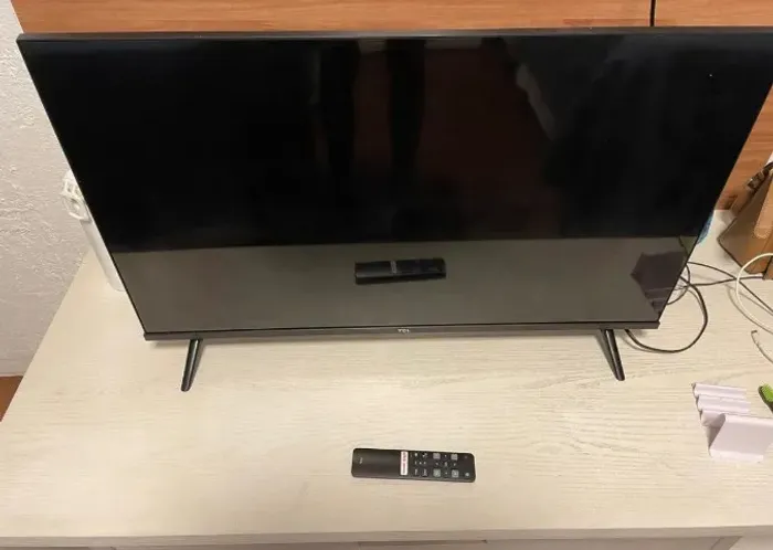 Televisão TCL 32 polegadas otimo estado