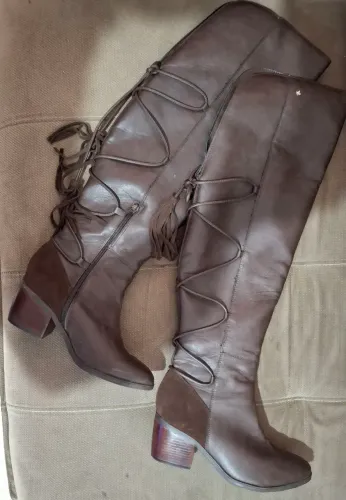 Bota Over Cravo e Canela