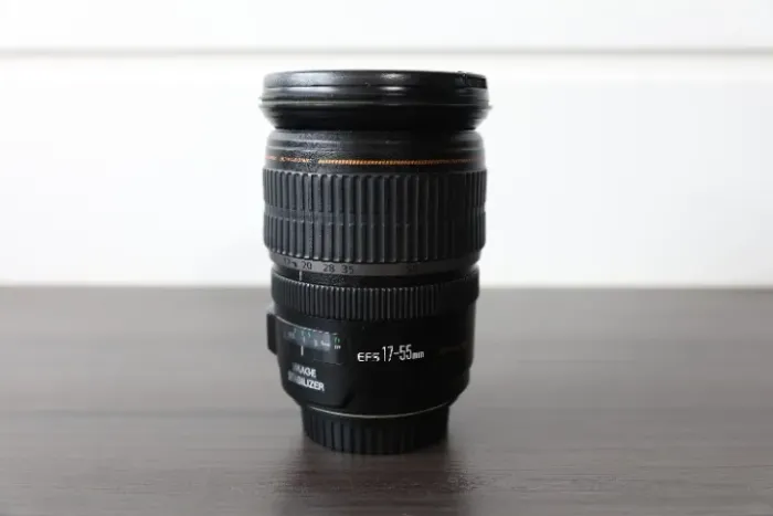 Canon EF-S 17-55mm f/2.8 IS USM