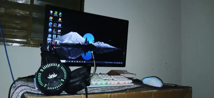 Pc Windows 10 pro i3 4 geração 