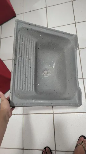 Pia de cozinha 58x51 cm - R$ 200