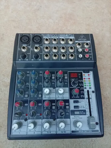 Console Behringer 1002FX Xenyx