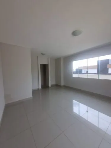 Cobertura com 175 m², 3 quartos sendo 1 suíte 1 vaga de garagem à venda no Barreiro!!!