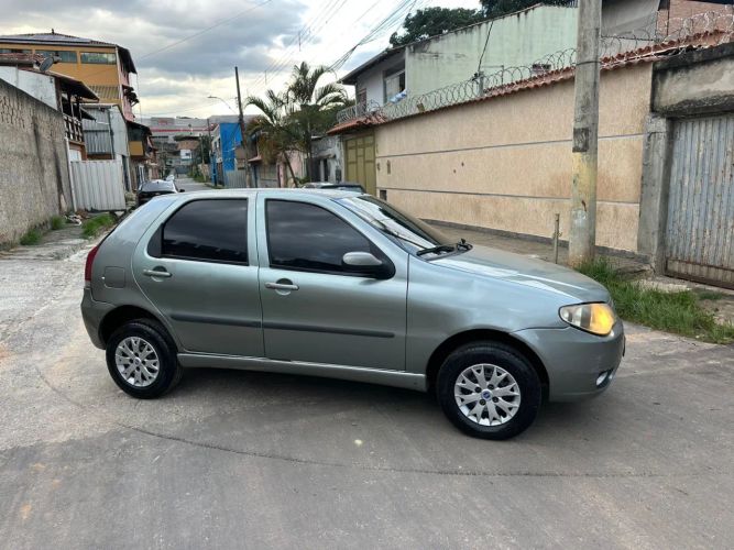 Imagem de Fiat Palio ELX 1.0 Fire/30 Anos F. Flex 8V 4P 2006