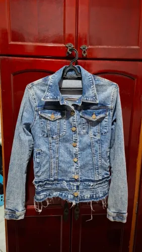Jaqueta Jeans Lança Perfume