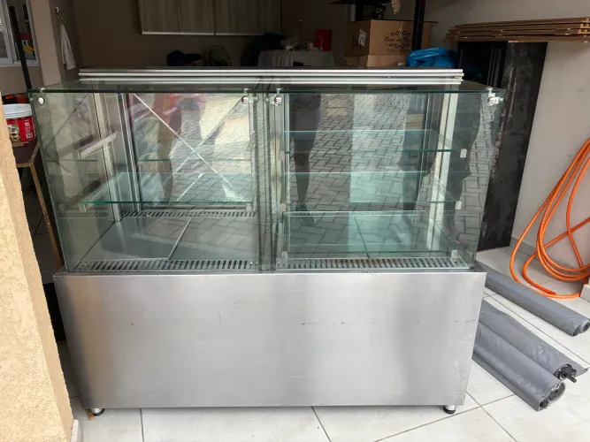 Estufa quente e frio grande