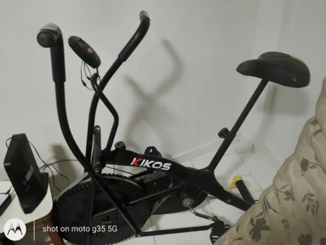 Bike Air Kikos A5 Preta bicicleta ergonometrica / eliptico Display LCD c/ reguladores