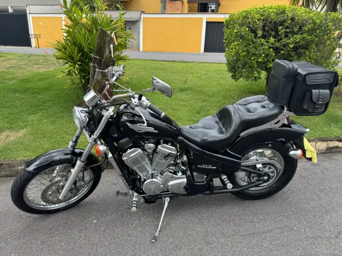 Shadow VT 600 C muito nova