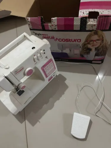 Máquina de costura Ateliê de Costura Multibrink
