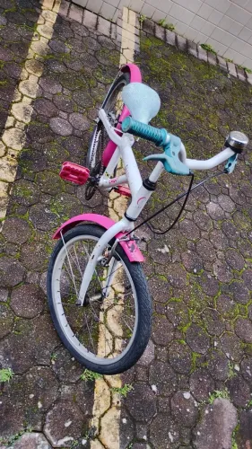 Bicicleta caloi feminina