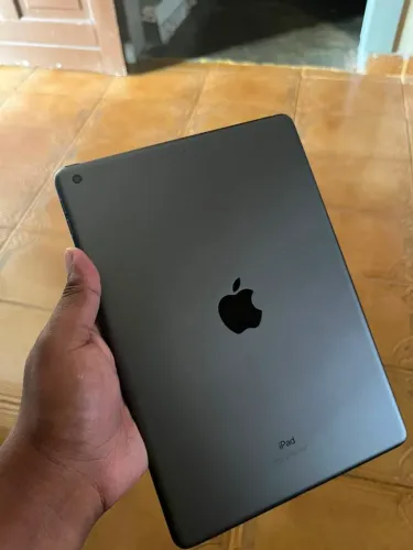 Ipad 9 geração 64GB! IMPECÁVEL!!