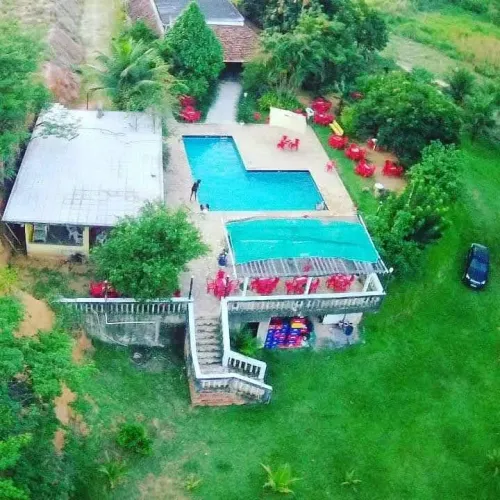 Venda de sítio com casa