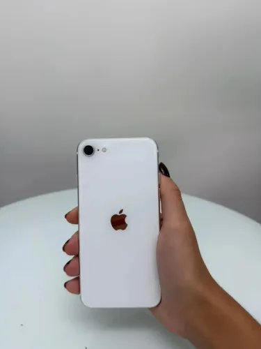 iPhone SE 2 geração 
