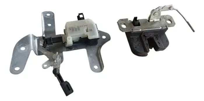 Kit Fechadura Motor Trava Porta Malas Vw New Beetle 2008