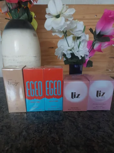 Combo 5 perfume (2 egeo spicy vibe + 1 hoje masculino + 2 Liz (Tradicional e flora)