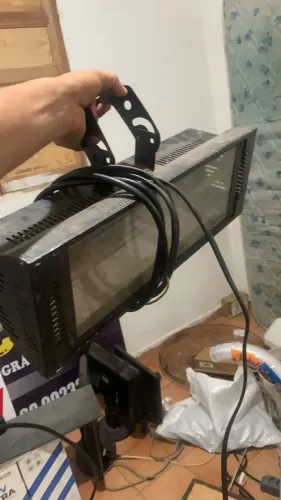 Vendo iluminação pra festa