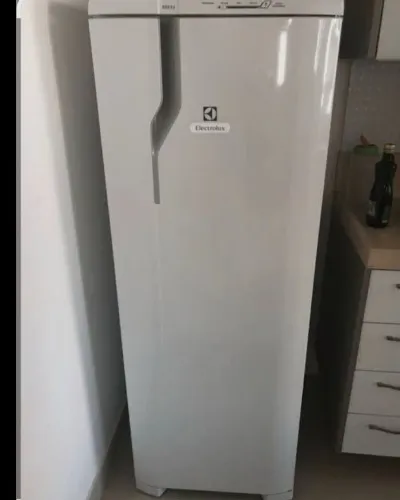 Estou doando geladeira