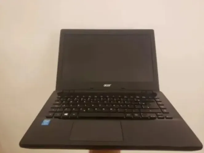Notebook Acer Core i3 8gb Ram SSD Muito Novo e Bem Cuidado Entrego Parcelo 12x Troc