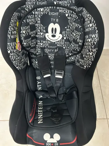 Cadeirinha para Carro Disney Mickey
