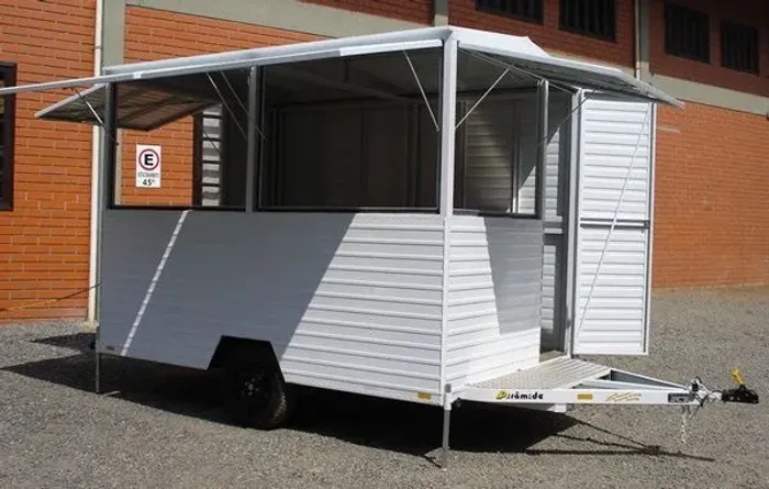 TRAILERS LANCHE 
