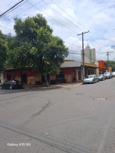 Imóvel comercial com 4 salas grande. 