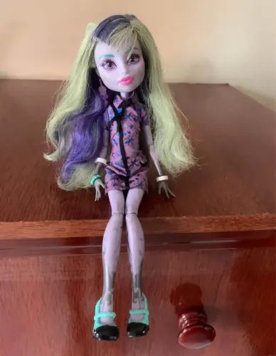 boneca monster high twyla
