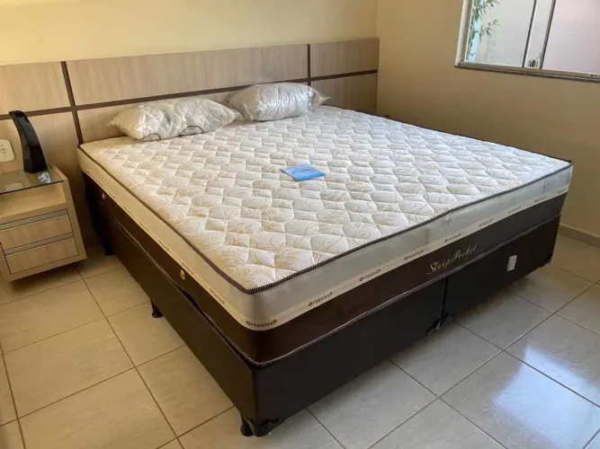 Cama super King grátis travesseiro parcela sem juros