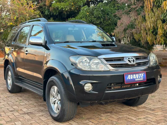 Toyota Hilux SW4 SRV D4-d 4X4 3.0 TDI Dies. AUT 2008