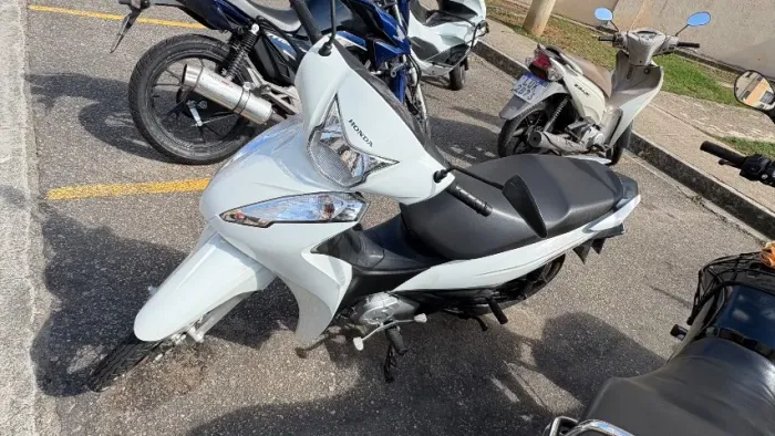 Biz 110i 2024 perfeito estado