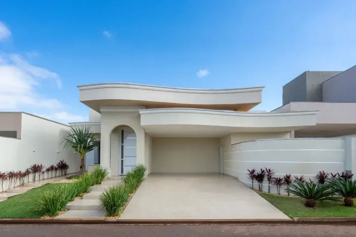 Casa com 3 suítes à venda no Condomínio Alto dos Ipês em Três Lagoas - MS | Elegância e so