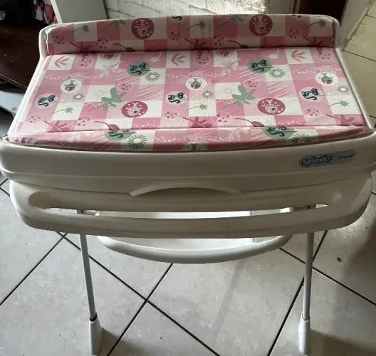 Vendo Banheira com trocador Burigotto -SPlash Completa