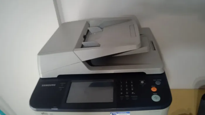 Vendo impressora Samsung multifuncional scx- 5835FN, funcionando mais enrosca