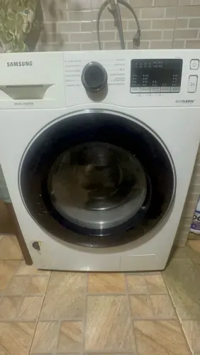 Lava e seca Samsung